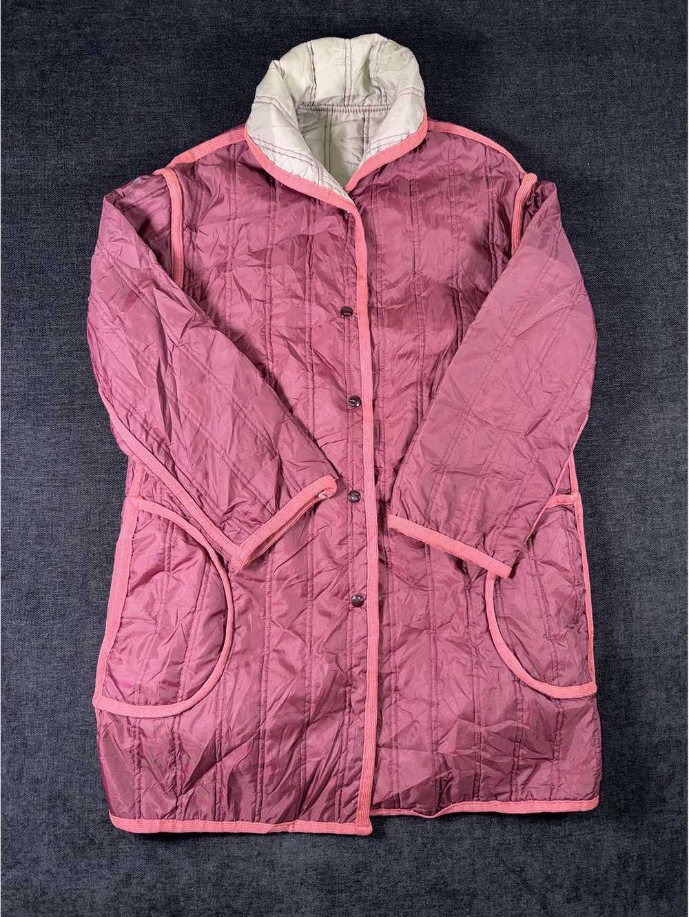Vintage Quilted Pink Coat with Contrasting Collar and Piping